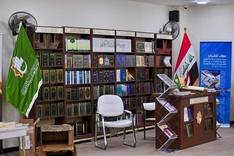 قسم شؤون المعارف يشارك في معرض للكتاب في جامعة الفرات الأوسط التقنية