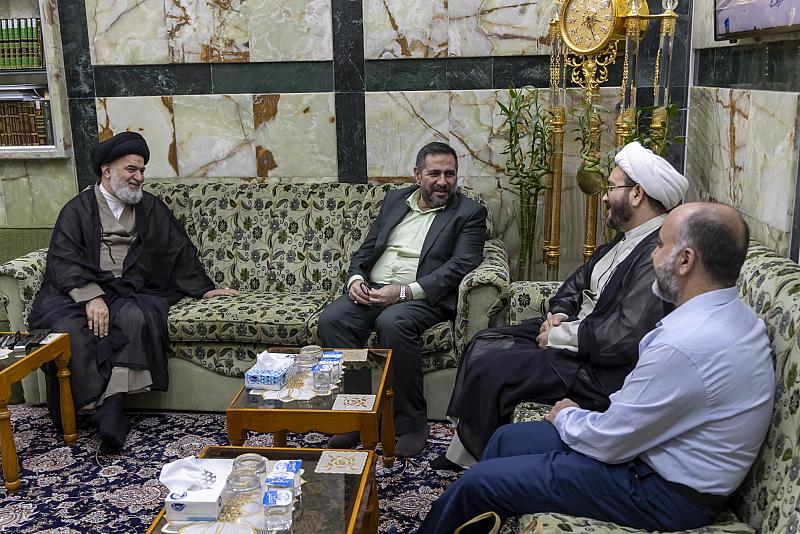 السيد الصافي يؤكد أن العتبات المقدسة تمتلك رؤية في دعم الكفاءات العراقية بمختلف تخصصاتها