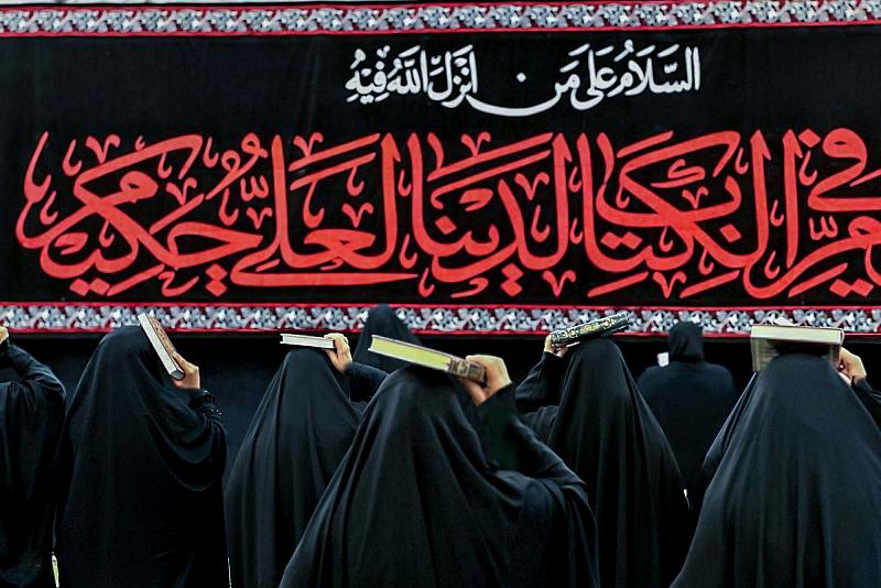 شعبة التوجيه الديني النسوي تحيي أعمال ليالي القدر المباركة