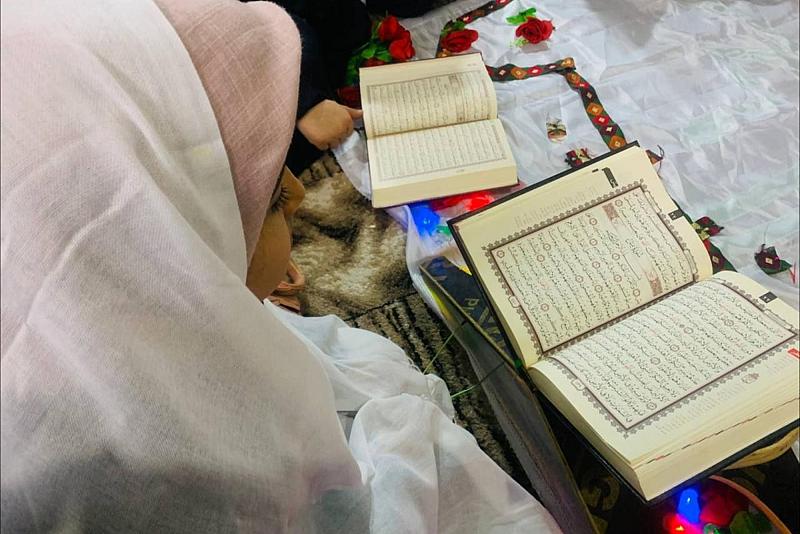 معهد القرآن الكريم النسوي في بغداد يحيي ذكرى وفاة السيدة أمّ البنين (عليها السلام)