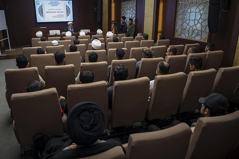 قسم شؤون المعارف يعقد ندوةً علميّة عن دور الإمام الحسن (عليه السلام) في ترسيخ السلم المجتمعيّ