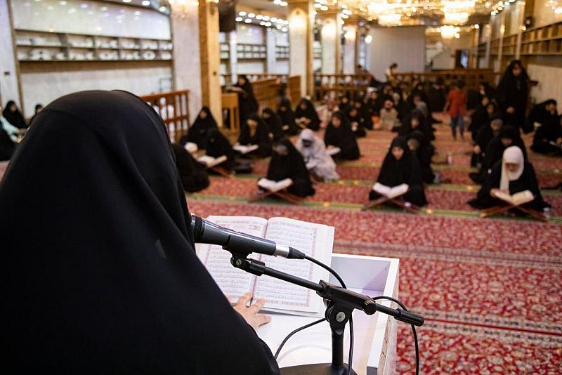  شعبة فاطمة بنت أسد تنظّم محفلاً قرآنياً لتعليم قراءة قصار السور لعددٍ من اليافعات