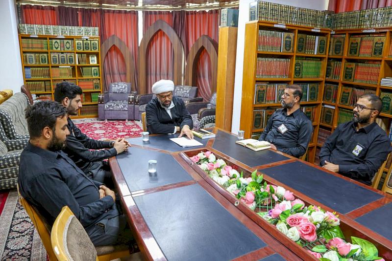 قسم شؤون المعارف يناقش الخطط والبرامج المستقبلية الخاصّة بمركز تراث البصرة