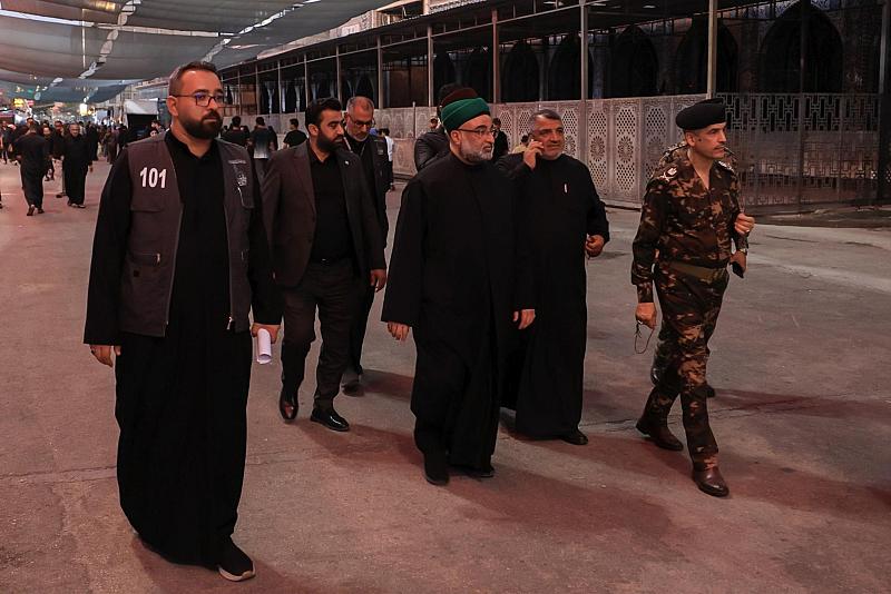 استعدادًا لزيارة الأربعين.. الأمين العام للعتبة العباسية المقدسة يجري جولة للوقوف على احتياجات المواكب الحسينية