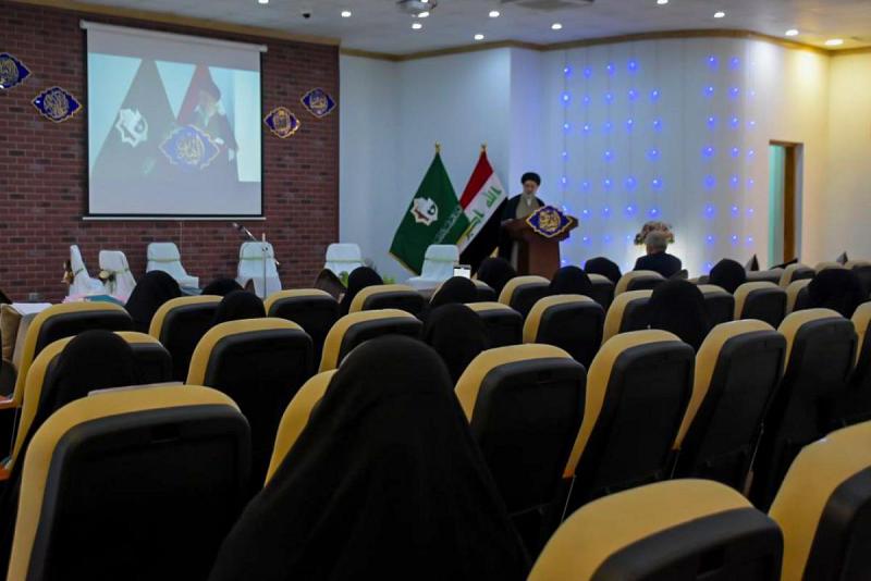 تتويجُ عددٍ من حافظات القرآن الكريم