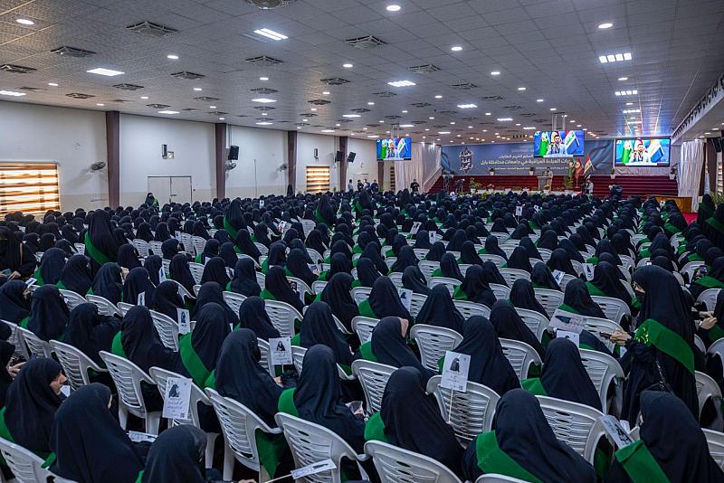 انطلاق فعاليات اليوم الثالث لحفل تكريم طالبات جامعات بابل المرتديات العباءة العراقية