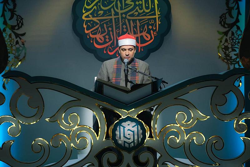 قارئ مصري يحرز المرتبة الأولى في الحلقة السابعة من مسابقة جائزة العميد الدولية لتلاوة القرآن