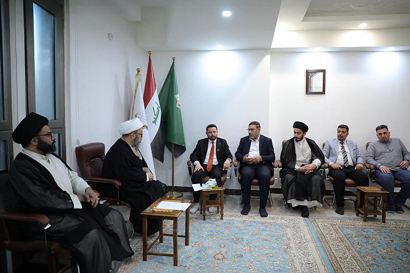 الهيأة العليا وكلية الإمام الكاظم (عليه السلام) تبحثان آفاق التعاون لإحياء ألفية حوزة النجف الأشرف