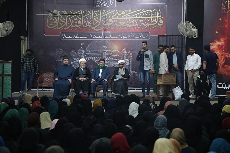 العتبة العباسية تكرّم المساهمين والعاملين في المهرجان النسوي الثاني في باكستان