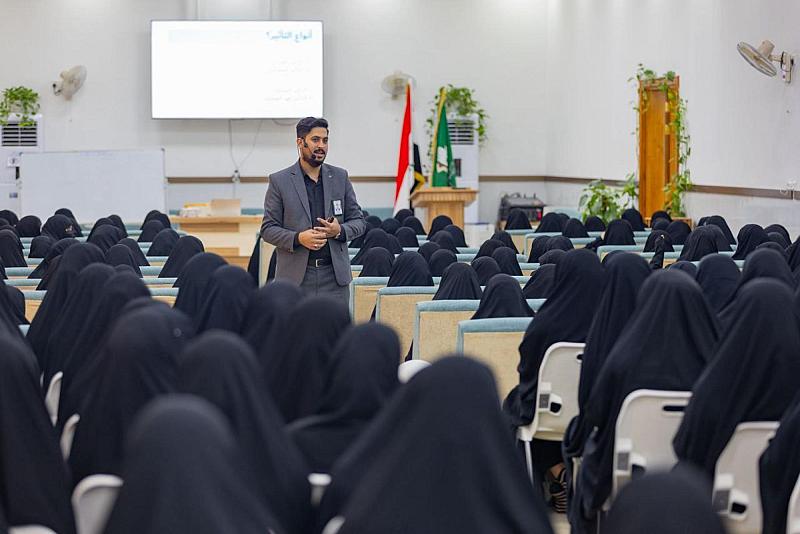 شعبة مدارس الكفيل النسوية تقيم ورشة عن مهارات الإقناع والتّأثير بالآخرين