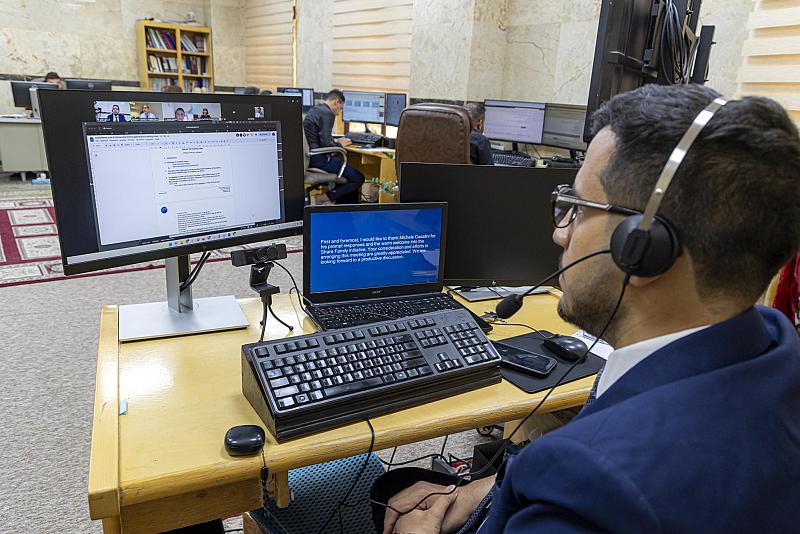 قسم الشؤون الفكرية يعقد حلقة نقاشية مع مختصين دوليين في مجال المكتبات