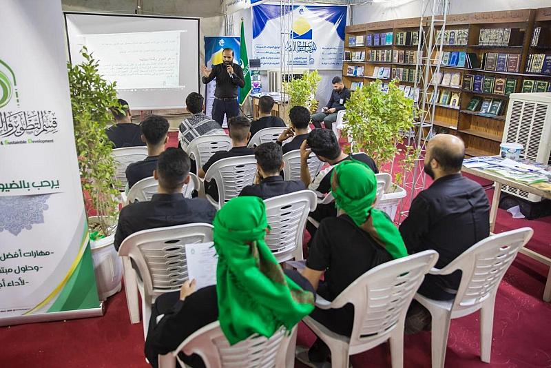 الموكب الثقافي العام ينظم أنشطة فكرية وجلسات حوارية لزائري الأربعين