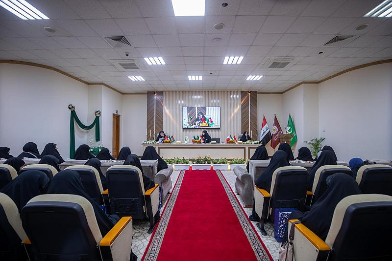 انعقاد الجلسة البحثية ضمن فعاليات مهرجان روح النبوة الثقافي النسوي الثامن