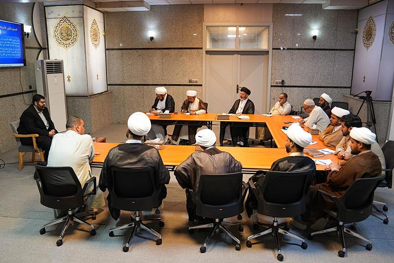 المجمع العلمي يختتم ورشة إعداد الأساتذة القرآنيين في النجف الأشرف ويطلق دوراتٍ لتحفيظ القرآن الكريم في بغداد