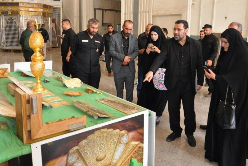 دارُ الكتب والوثائق تشرع بتوثيق مراحل عمل شبّاك مرقد السيّدة زينب (عليها السلام)