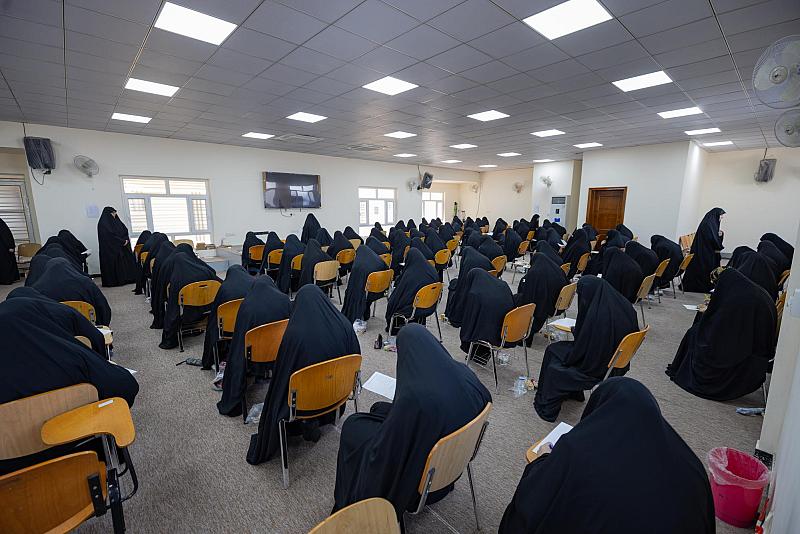 بمشاركة 2000 طالبة.. شعبة مدارس الكفيل الدينية النسوية تجري اختبارات الفصل الأوّل