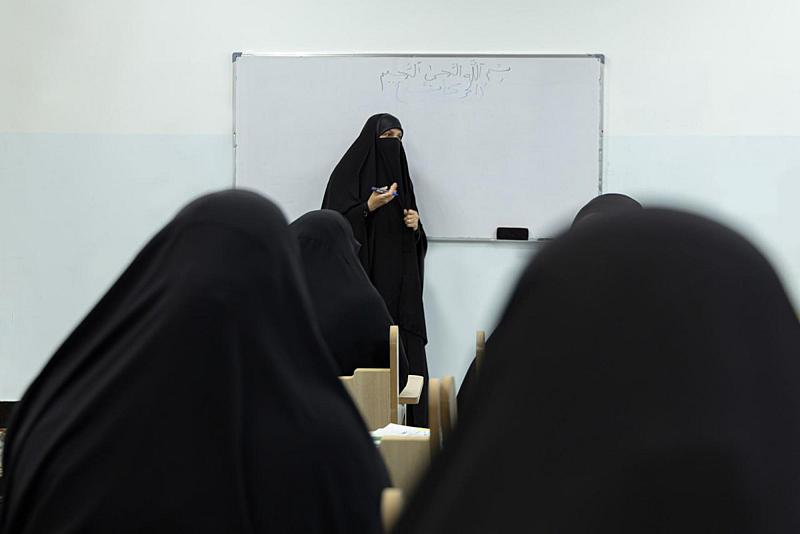 شعبة الخطابة النسوية تجري اختبارات تقييمية لملاكات الدورات الصيفية
