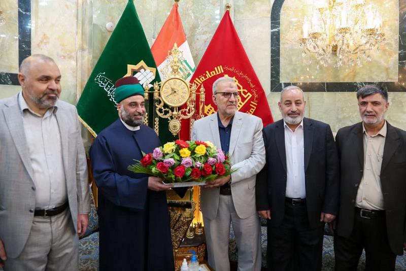 الأمينان العامّان للعتبتين المقدستين يتبادلان تهاني عيد الأضحى المبارك