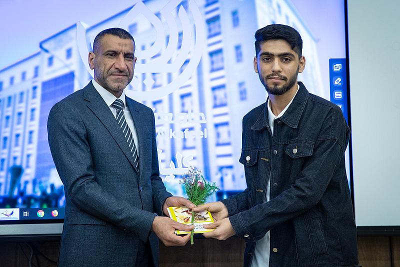 جامعة الكفيل تكرم عدداً من طلبتها المشاركين في المبادرات الشبابية