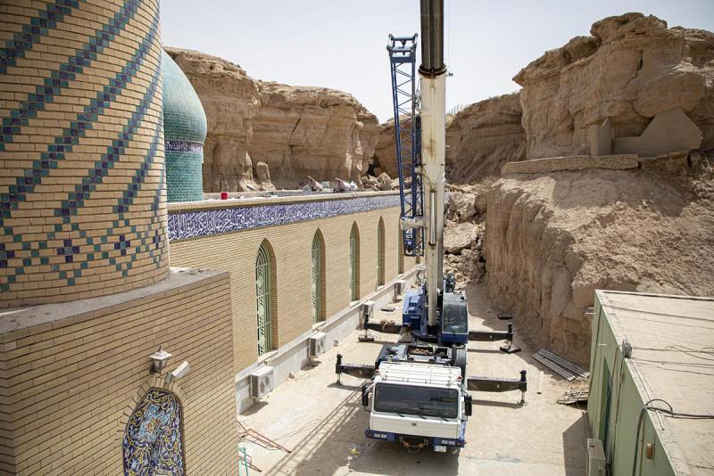 بدعمٍ هندسيّ وطبيّ ... العتبة العباسية المقدسة تواصلُ المشاركة في عملية إنقاذ ضحايا القطارة