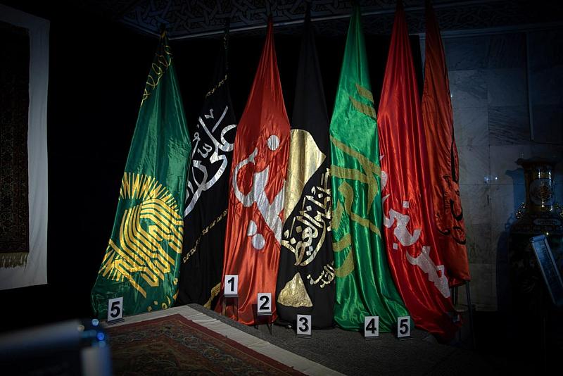 متحف الكفيل يعرض رايات العتبات المقدسة ضمن مقتنياته التراثية