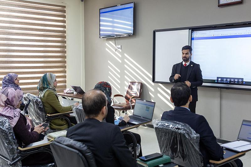 جامعة الكفيل تقيم دورة تدريبية حول نظام اللّجان الامتحانية