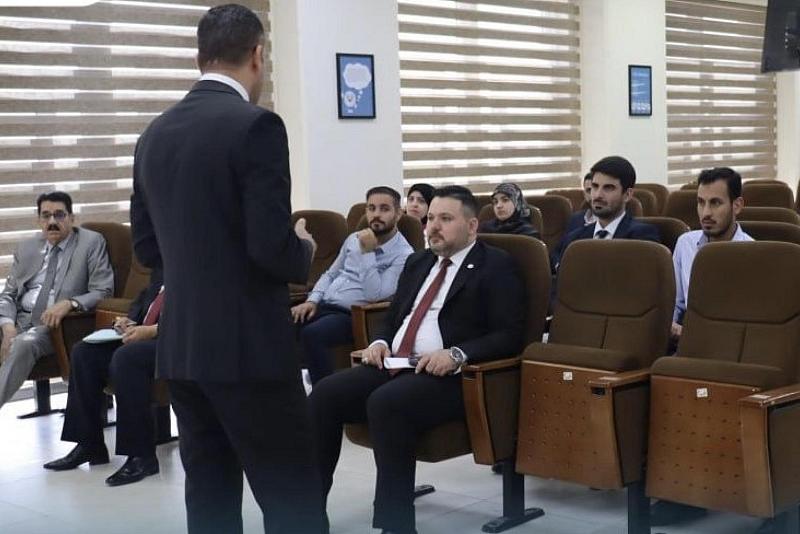 جامعة الكفيل تُنظّم حلقةً دراسيّة عن تحديث مناهج الصيدلة لتلبية احتياجات السوق