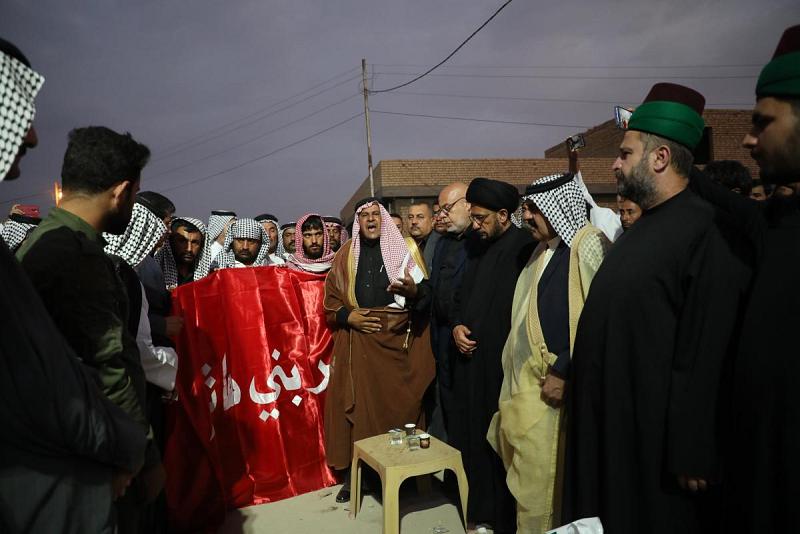 وفد من العتبة العبّاسية المقدّسة يقدّم التعازي لذوي احد شهداء الفتوى