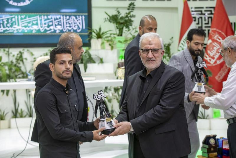 تكريم مصوريّ العتبة العبّاسية المقدّسة الفائزين في مسابقة خطوة