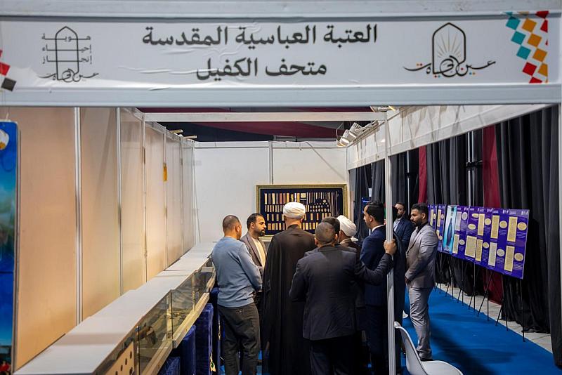 متحف الكفيل يعرض أعمال التطريز الإسلامي ومقتنياته التراثية في مهرجان عين الحياة الرابع