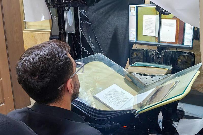 قسم الشؤون الفكرية يشرع بتصوير إصدارات المكتبة المركزية في جامعة البصرة وأرشفتها