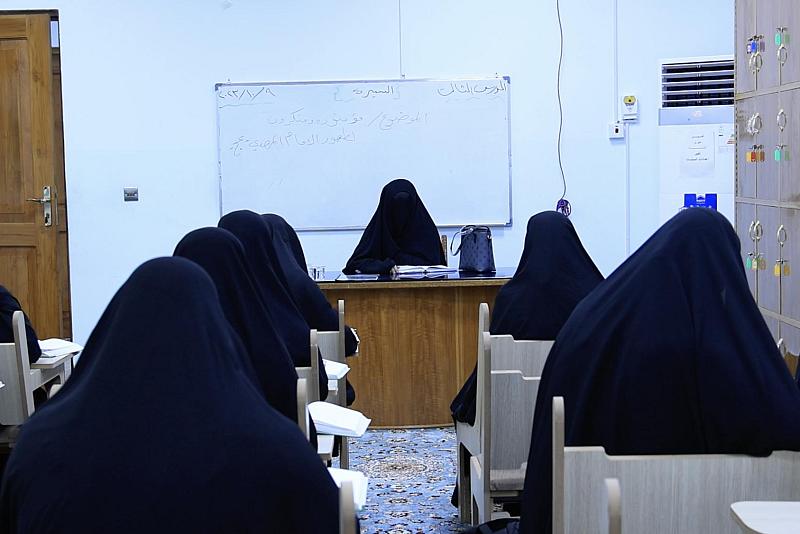 شعبة الخطابة الحسينية تستقبل طالبات معهدها مع حلول العام الدراسي الجديد