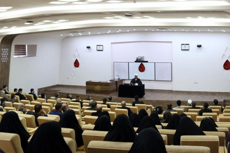 في ذكرى شهادة أمّ أبيها: جامعةُ الكفيل تستذكر سيرة الزهراء (عليها السلام) العطرة