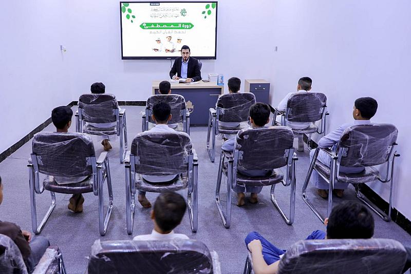 المجمع العلمي يواصل إقامة دورة المصطفى لحفظ القرآن الكريم في الديوانية