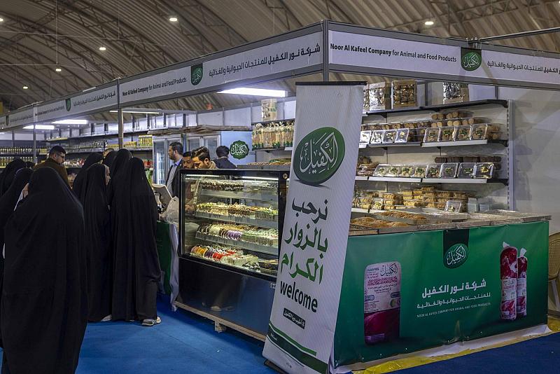 العتبة العباسية تشارك في معرض النجف الأشرف الدولي للتسوق الشامل