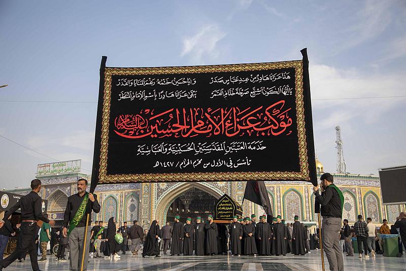 خَدَمَة العتبتين المقدستين يُحيون ذكرى شهادة السيدة فاطمة الزهراء (عليها السلام)