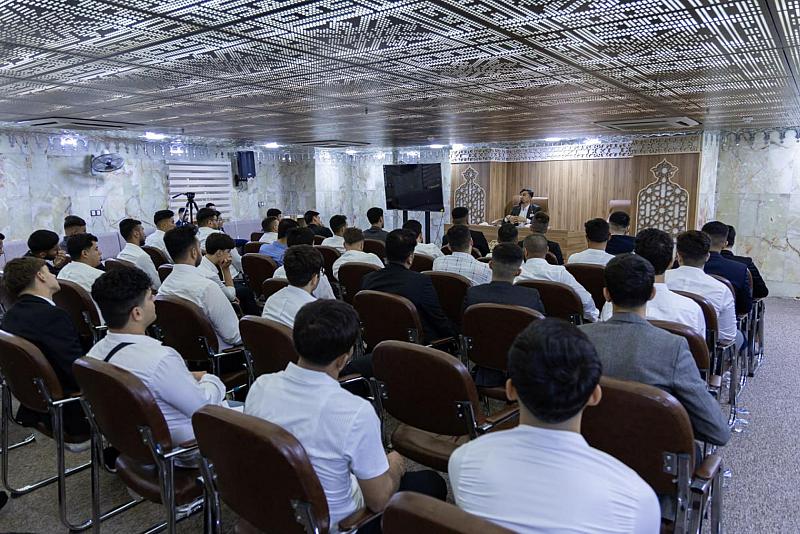 قسم العلاقات العامة ينظم برنامجًا ثقافيًّا لوفد طلابي من جامعات الموصل