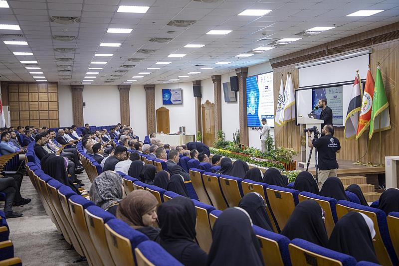 جامعة بابل: معرض العميد فرصة للقاء بين الأساتذة والتعرّف على ابتكاراتهم