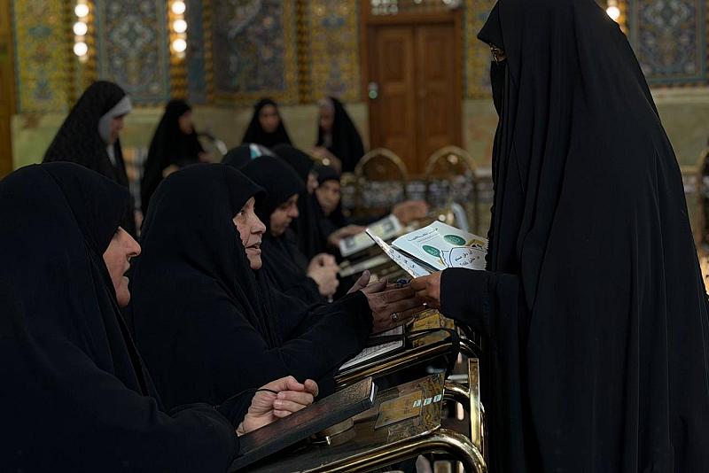 شعبة التوجيه الديني النسوي تنظّم برنامجًا توعوياً لزائرات مرقد أبي الفضل العباس (عليه السلام)