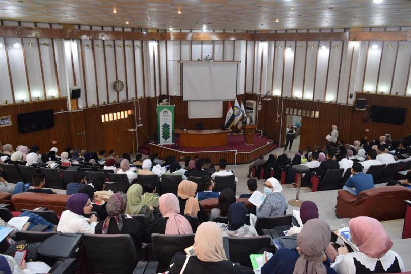 عميد كلية الصيدلة في جامعة البصرة : الندوات التي اقامتها العتبة العباسية المقدسة في الجامعة عالجت قضايا مهمة