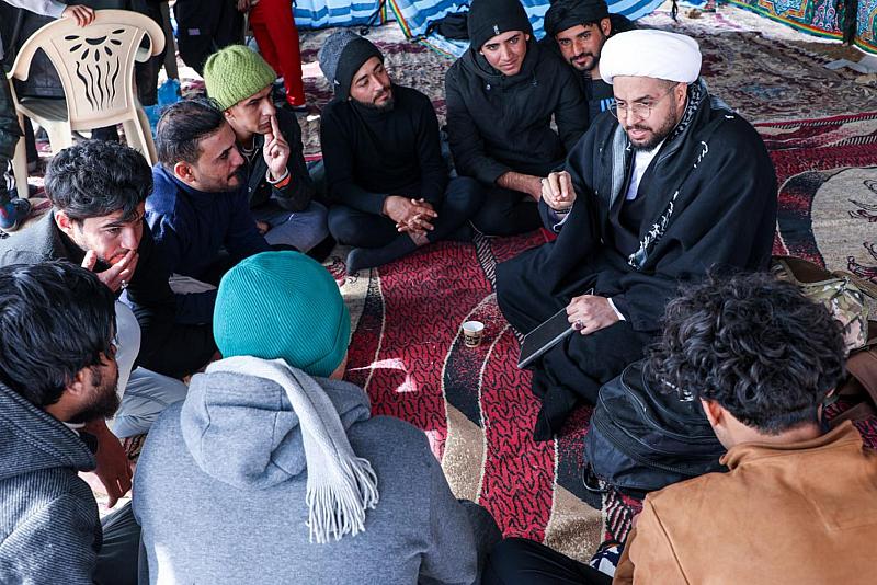 المجمع العلمي يواصل نشاطه التبليغي لخدمة زائري الإمام الكاظم (عليه السلام)