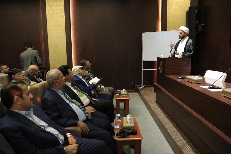 لعدد من الأكاديميين.. قسم العلاقات العامة يختتم برنامجه الاسبوعي
