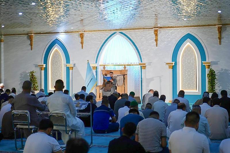 قسم الشؤون الفكرية يقيم برنامجًا ثقافيًا لعددٍ من الشباب في واسط