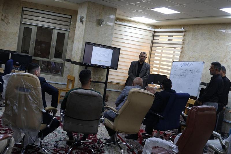 وفد مؤسّسة السجناء السياسيين يطّلع على نتاجات قسم الشؤون الفكرية في مجال الفهرسة والأرشفة