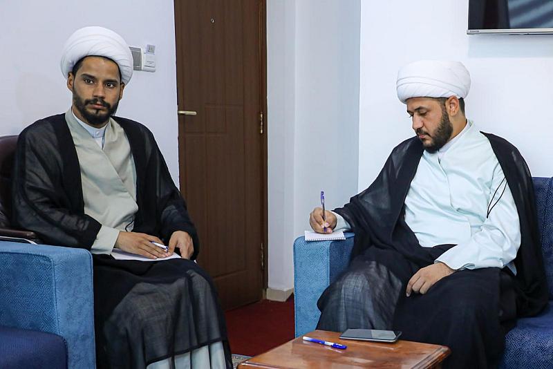 اللجنة المشرفة على برنامج (يبلّغون) تعقد اجتماعًا لإعداد المحاضرات القرآنية