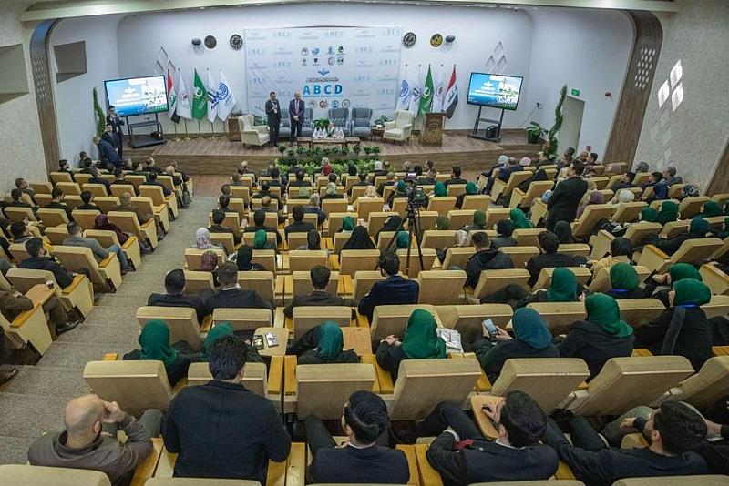 المؤتمر العلمي لجامعة الكفيل يسلط الضوء على التخصصات البحثية الصيدلانية