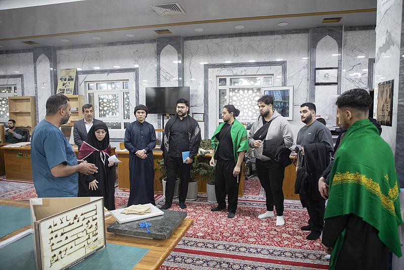 قسم العلاقات ينظّم جولة لوفد من ألمانيا في مركز صيانة وحفظ التراث المخطوط