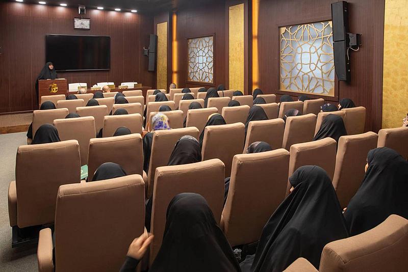 العتبة العباسية تختتم الجلسة البحثية النسوية ضمن فعّاليات أسبوع الإمامة الدولي الثاني