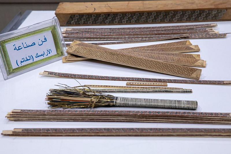 متحف الكفيل يستعرض مكونات فن الخاتم التراثي وطرائق تحضيره