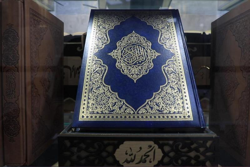 مركزُ طباعة القرآن الكريم ينتهي من طبعةٍ جديدةٍ للمصحفِ الشريف